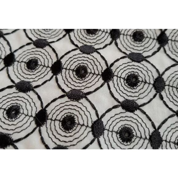 Talbots Skirt Womens Size 8P White Black Geometric Pattern - Picture 4 of 8